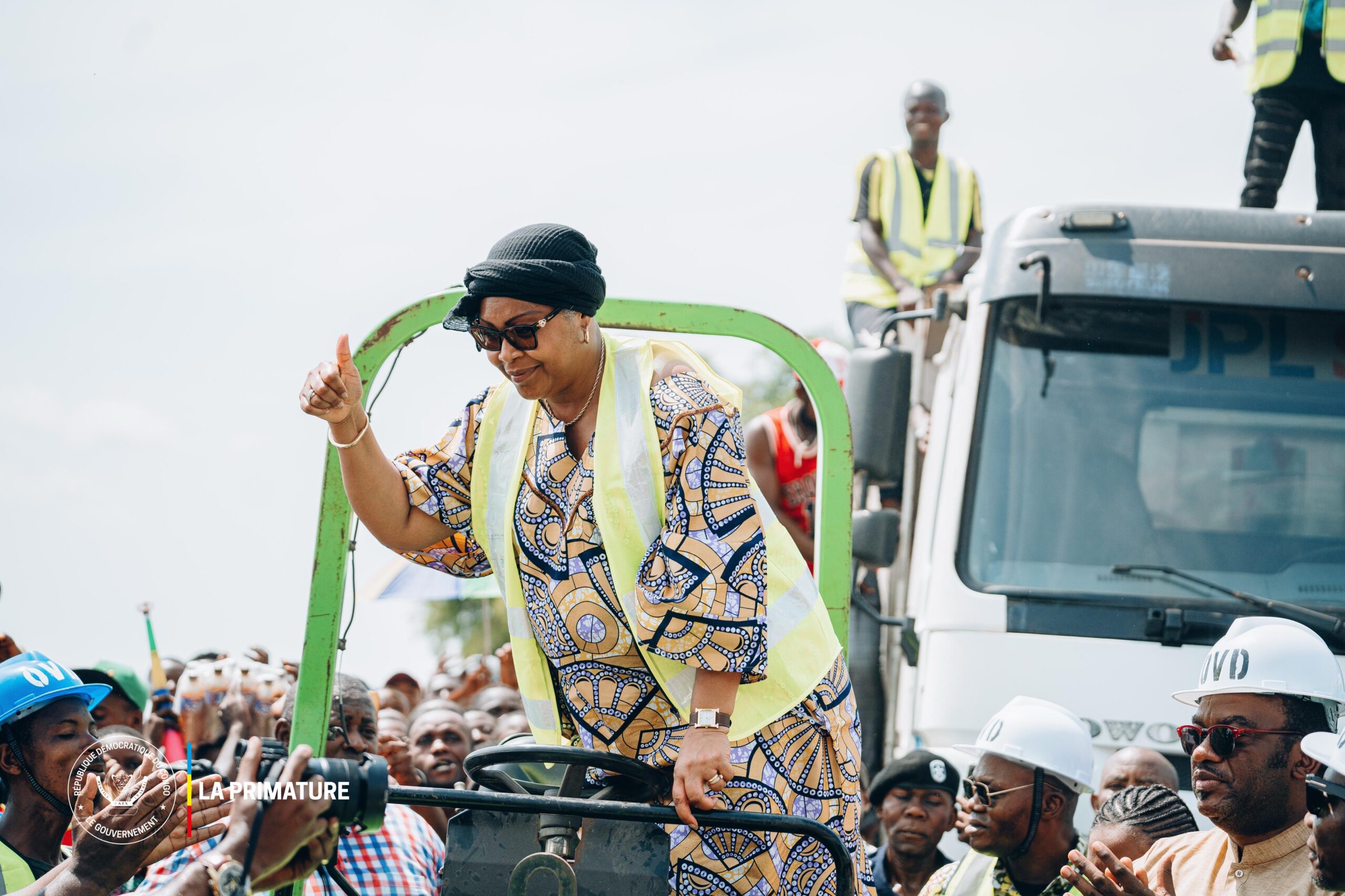 42e04f4d-7e67-45a3-9ff5-d559c23f9465