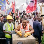 Kisantu : Judith Suminwa lance les travaux des Cliniques universitaires de l’Université Kongo