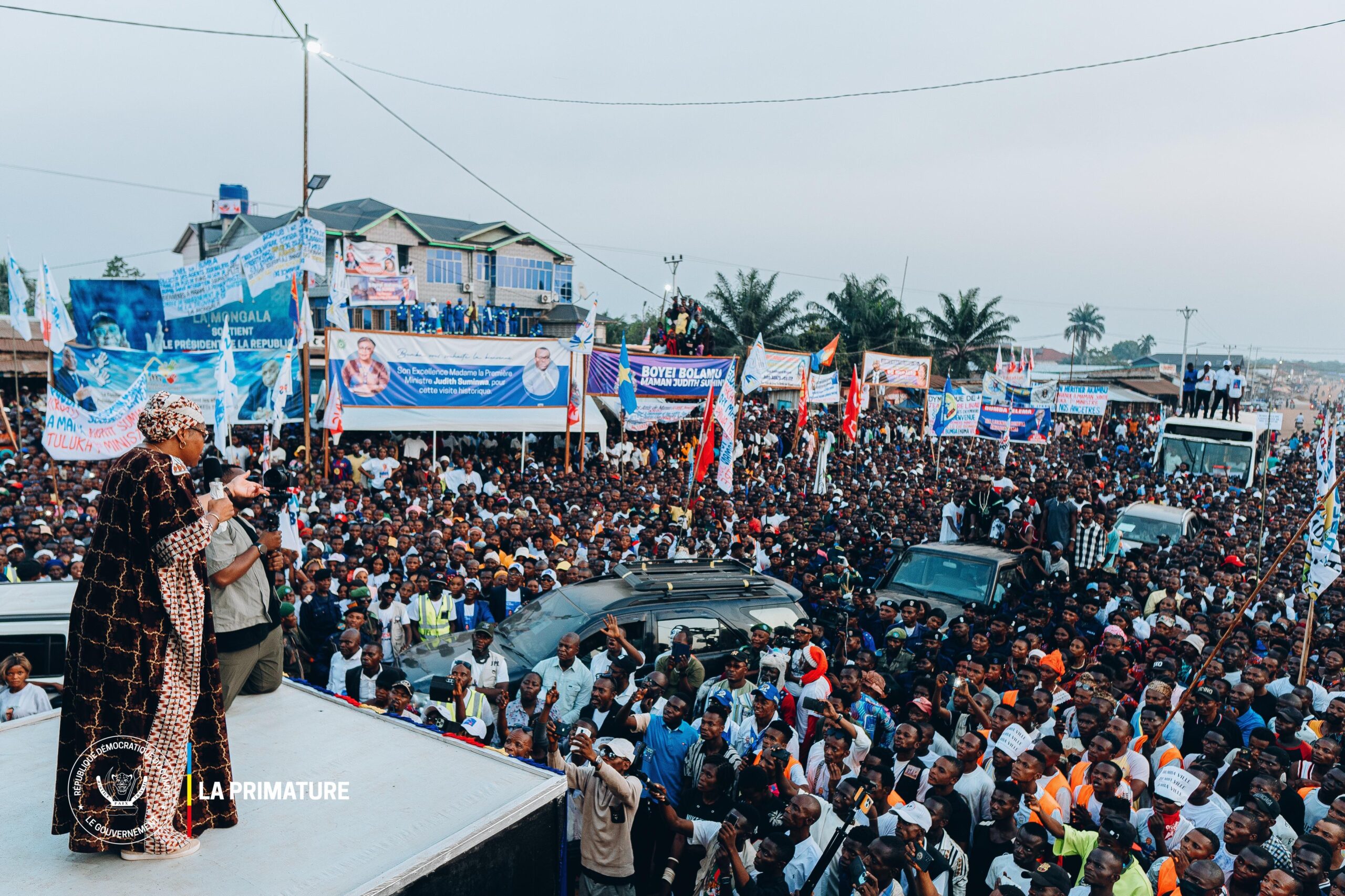 ea146bfb-d4b7-4ef8-b93a-bdfe99ec433d