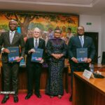 Judith Suminwa Tuluka préside la signature d’un accord sanitaire historique entre la RDC et les États-Unis